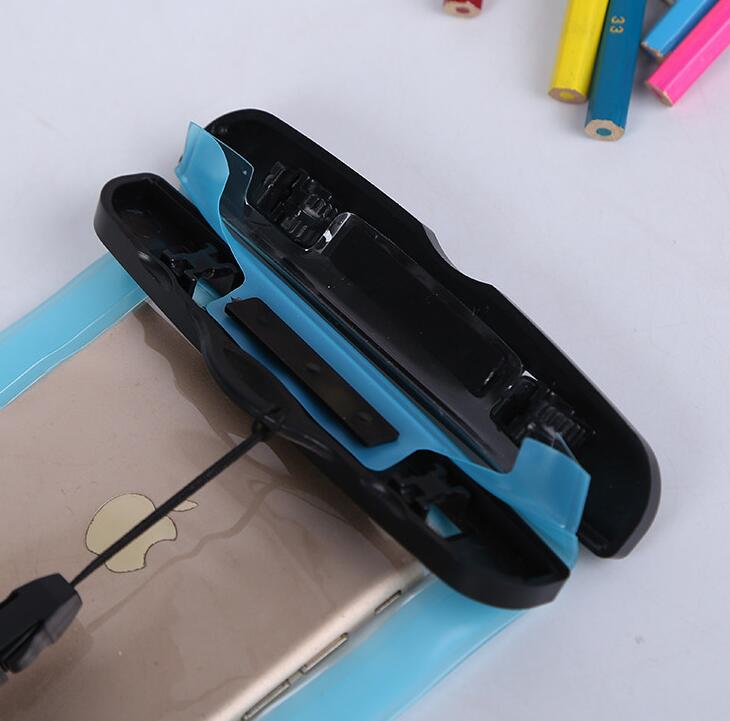 Universal Waterproof Phone Pouch